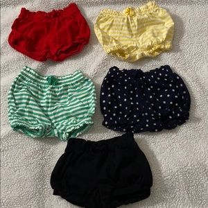 5/$20 Baby Gap Bubble Shorts